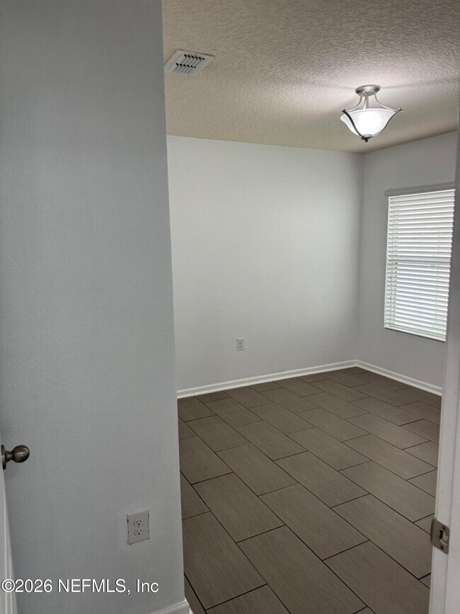 Building Photo - 95090 Timberlake Dr