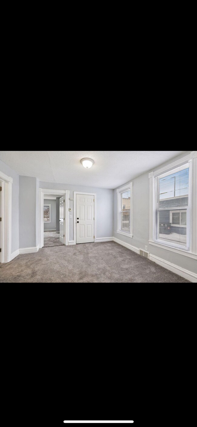 Primary Photo - 1060 Arcade St