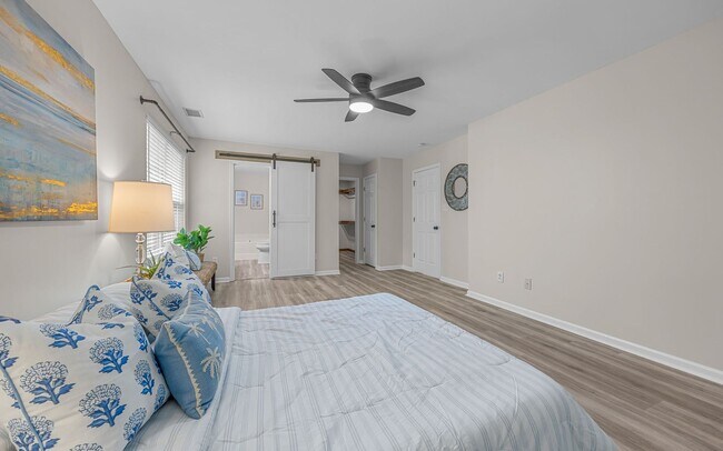 Building Photo - READY NOW!! 4-Bedroom Home w/Attached Garage! Pet Friendly - Fenced Backyard - MUST SEE!