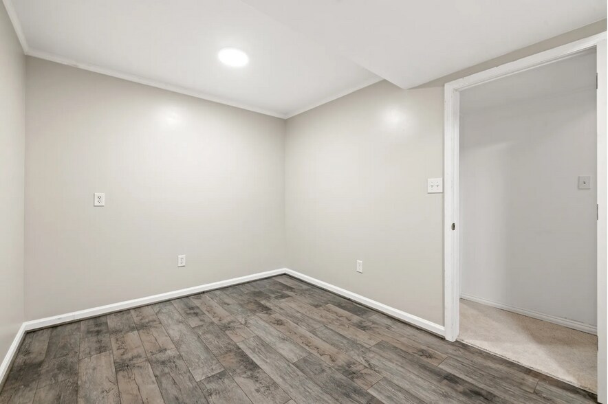 Bedroom - 45537 Lake Haven Ter