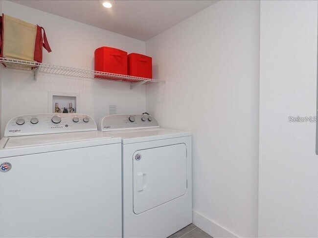 Building Photo - 1830 Staunton Ave