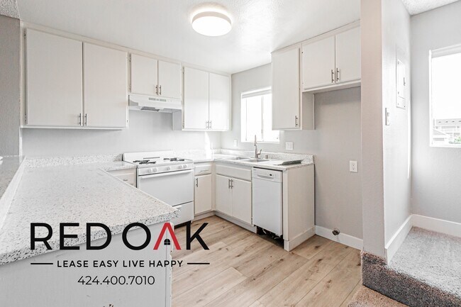 Building Photo - 3742 E Fountain St