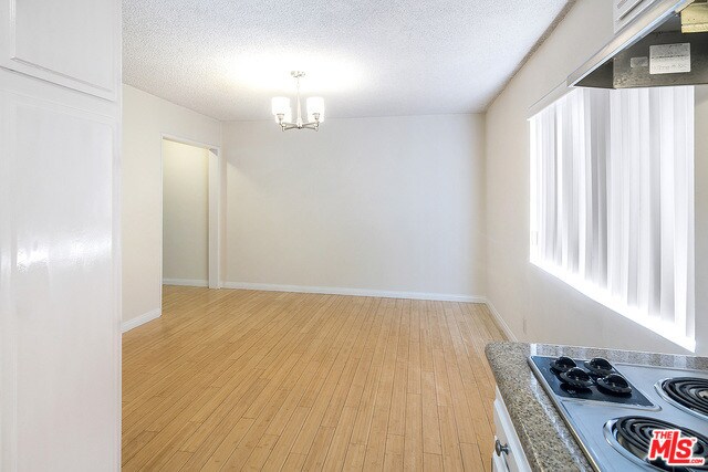 Building Photo - 2803 Arizona Ave