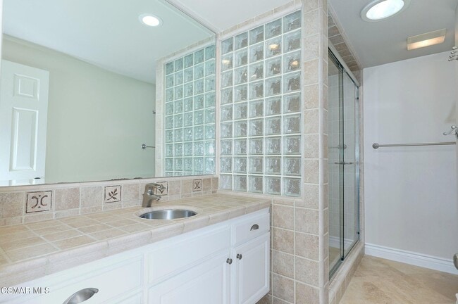 Building Photo - 1504 Covington Ave