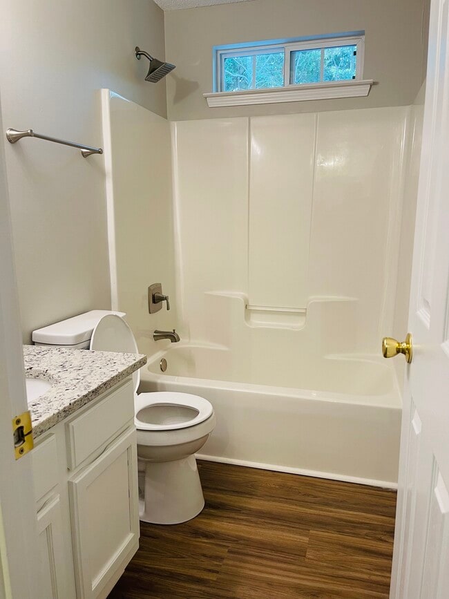 Building Photo - 3029 Salmon River Dr