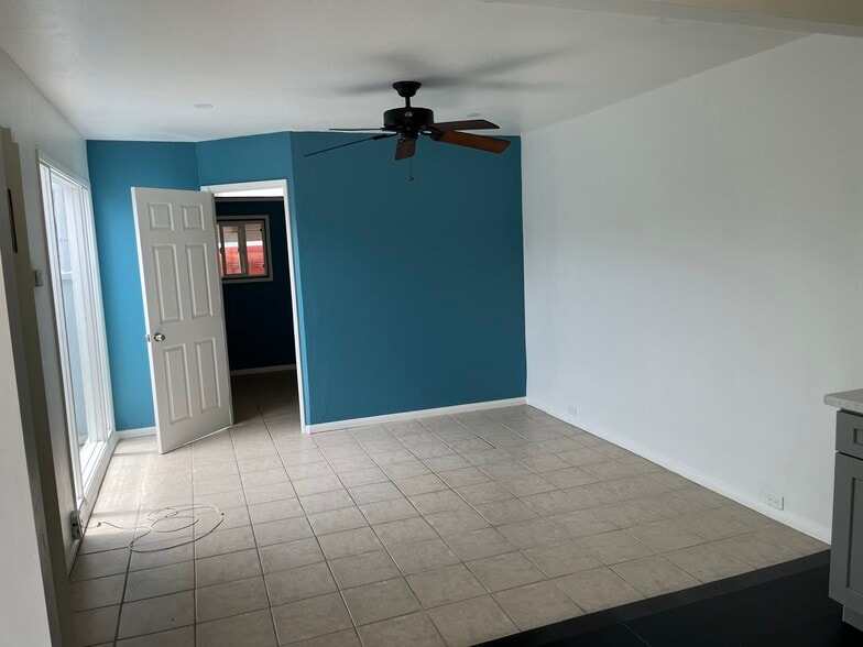 Building Photo - 4826 Dawes St