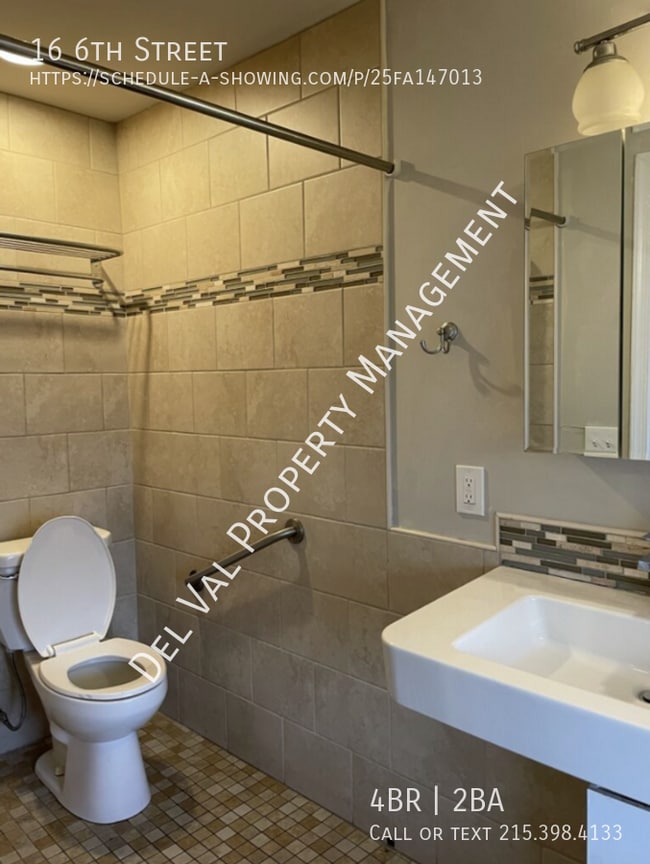 Building Photo - 16 6th St