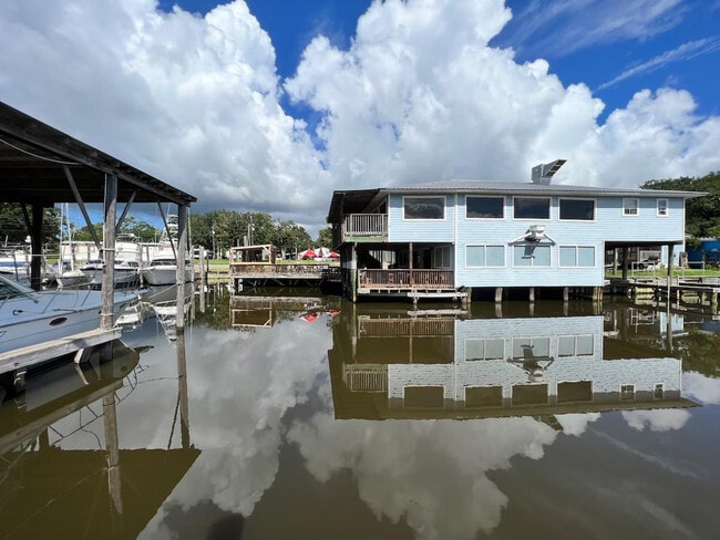 Building Photo - 3213 Willis St