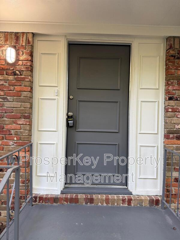 Building Photo - 1159 Tamarack Trail