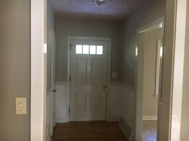 Building Photo - 807 Woodward St