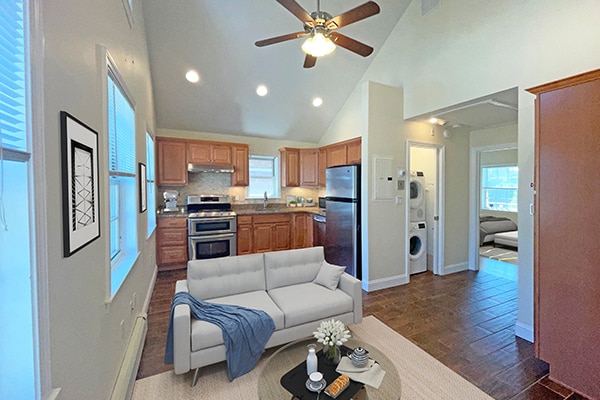 Building Photo - 23 Lambert St