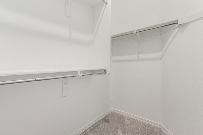 Building Photo - Beautiful 3 bedroom with pool in Cantamia!