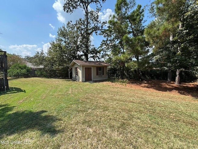 Building Photo - 1145 Barnett Bend Dr
