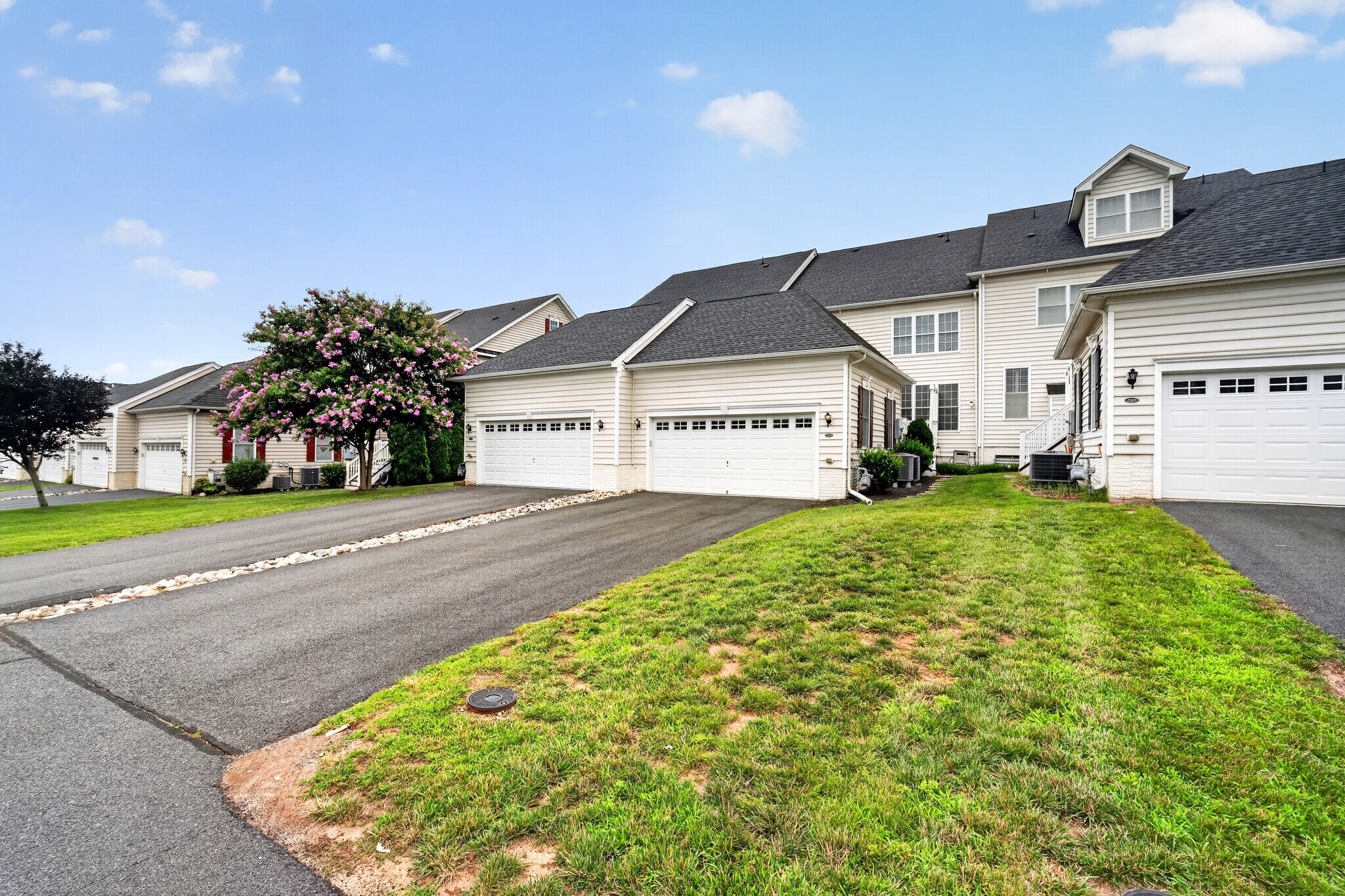 Building Photo - 23202 Evergreen Ridge Dr