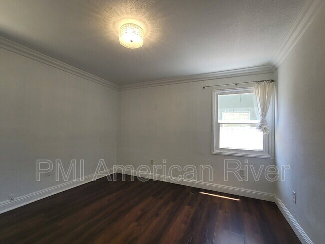 Building Photo - 4201 56th St
