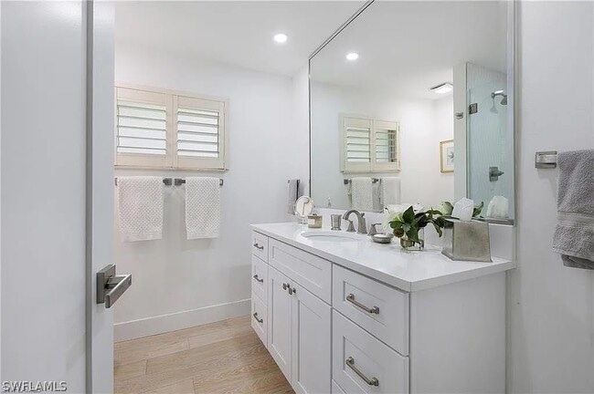 Building Photo - 1600 Curlew Ave