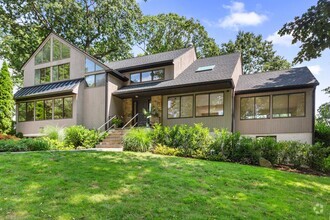 Building Photo - 27 Stone Cabin Rd