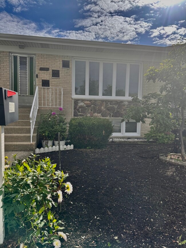 Front of House - 3935 N Odell Ave