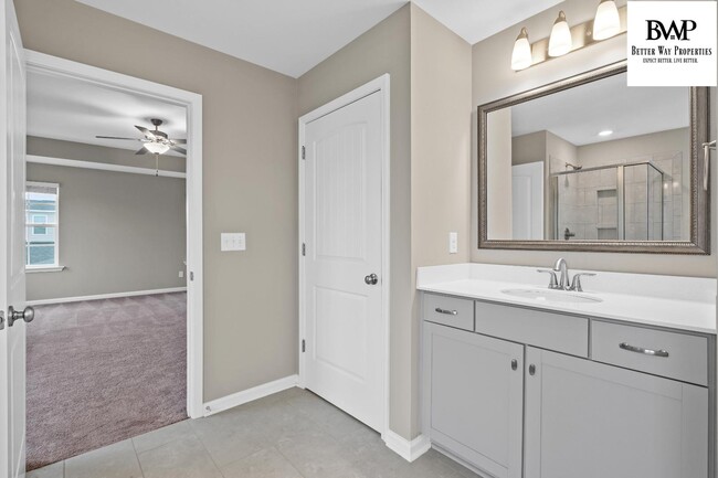 Building Photo - 525 Harbour Pointe Dr