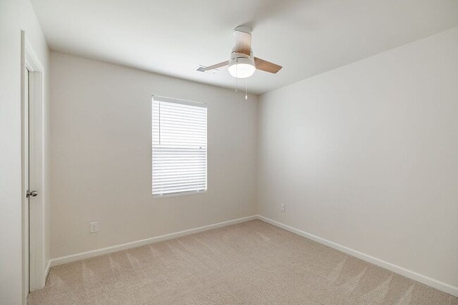 Building Photo - 157 Brockett Dr