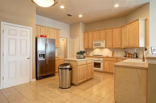 Building Photo - 7216 Pheasant Ct