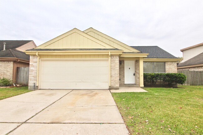 Primary Photo - 2126 Highland Hills Dr
