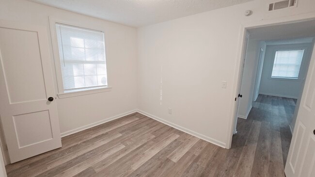 Building Photo - Monetta Apartments