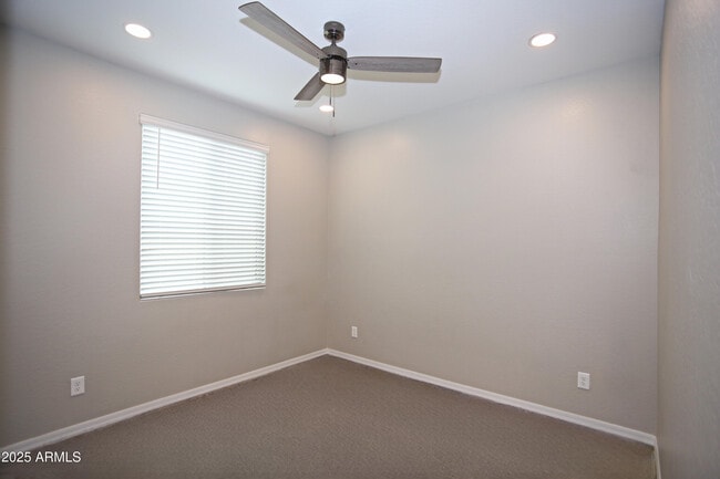 Building Photo - 13335 W Red Range Way