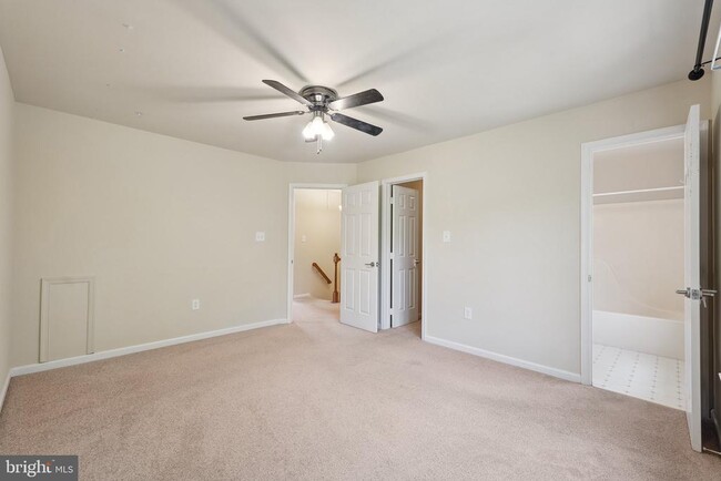Building Photo - 523 Blacksburg Terrace NE