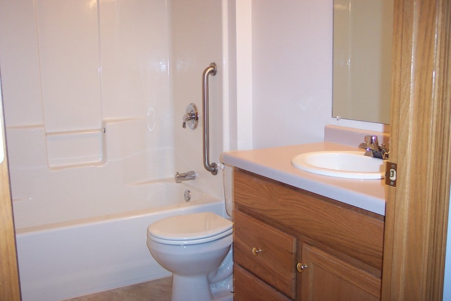 Primary Photo - 721 Mary Kay Ave