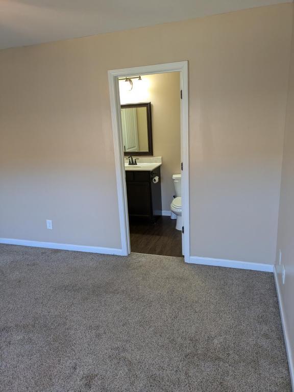 Building Photo - 150 Mayhew Rd