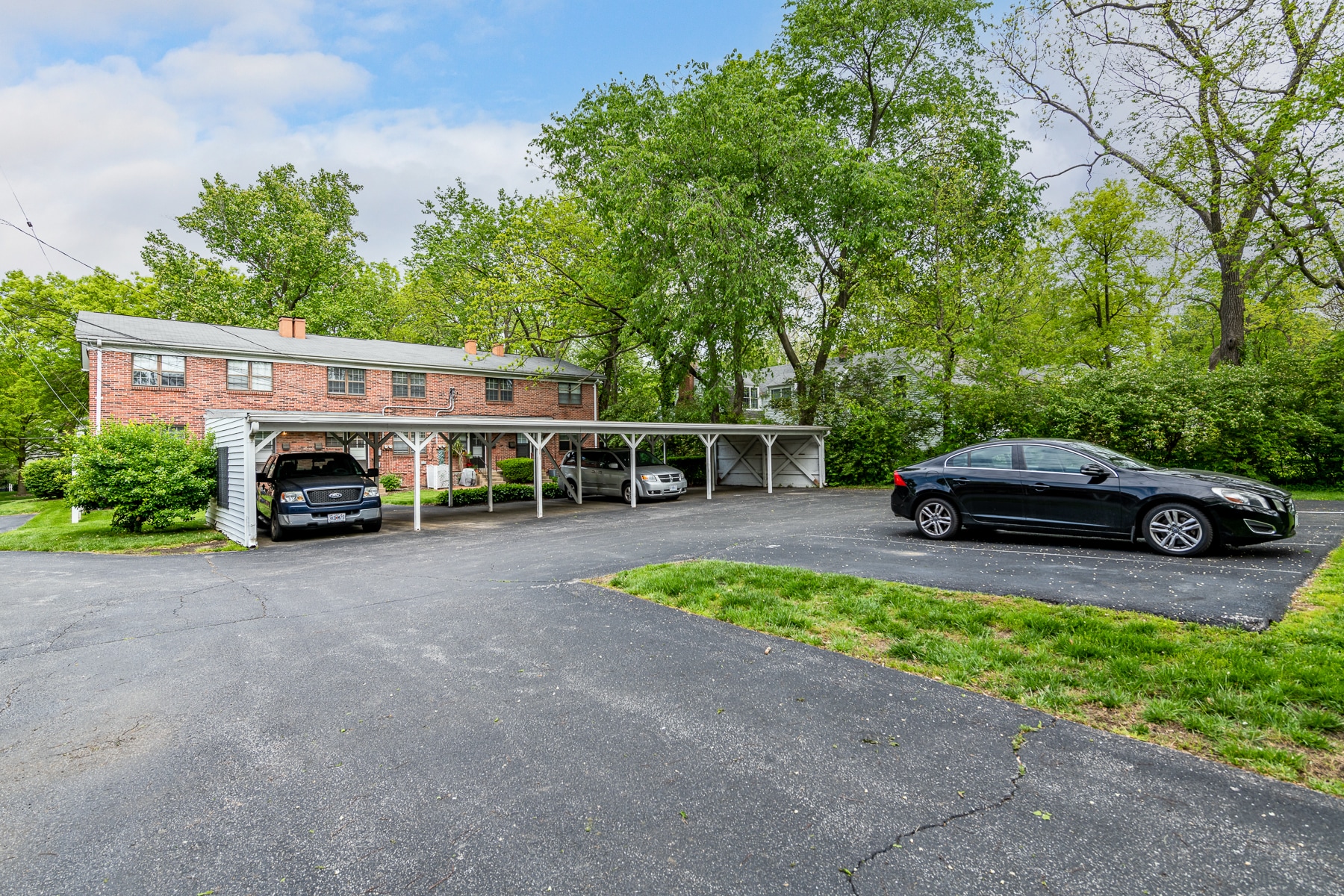 Building Photo - 412 N Harrison Ave