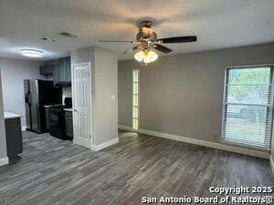 Building Photo - 3606 Versailles Dr