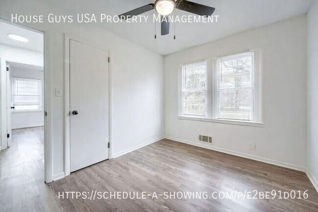 Building Photo - 11409 E 31st St S