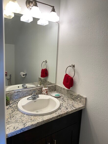 Building Photo - 5300 Harbour Pointe Blvd