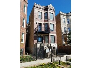 Building Photo - 1437 N Washtenaw Ave