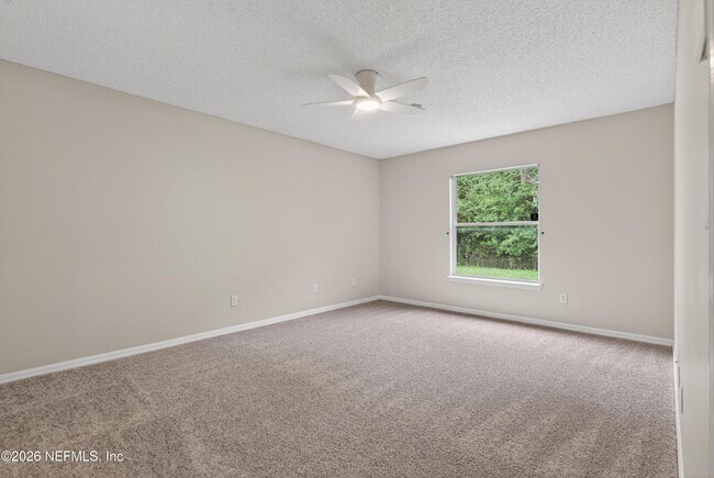 Building Photo - 1648 Glen Laurel Dr