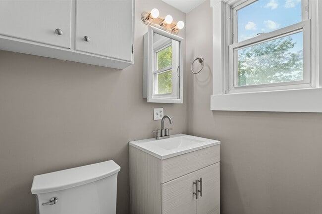 Building Photo - The One Spanish Fork Rental You Don't Want to Miss"
