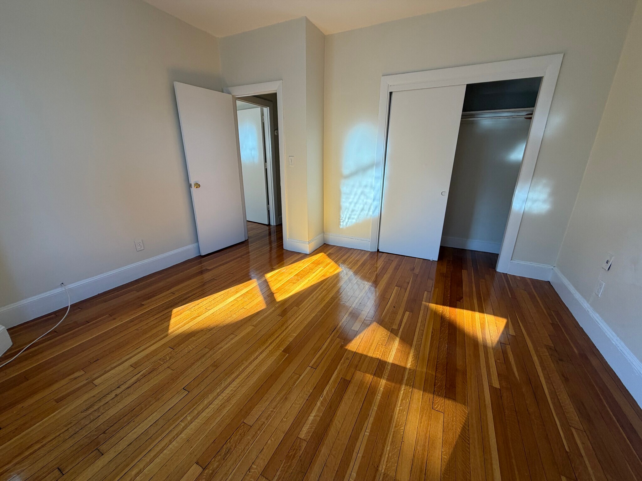 Building Photo - 306 Tappan St