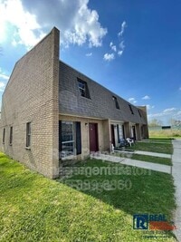 Building Photo - 750 Hospital Rd