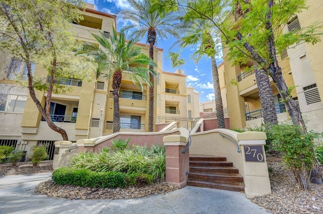 Primary Photo - 270 E Flamingo Rd