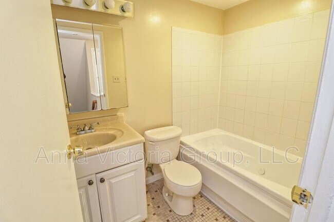 Building Photo - 12417 Asbury Dr