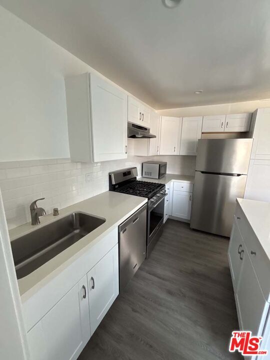 Building Photo - 915 Broadway St