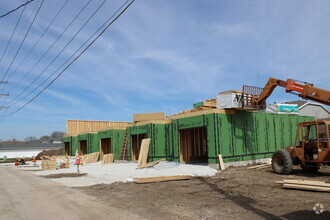 Building Photo - 109 E Division St