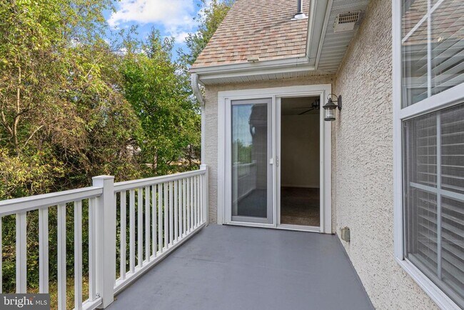 Building Photo - 312 River Birch Cir