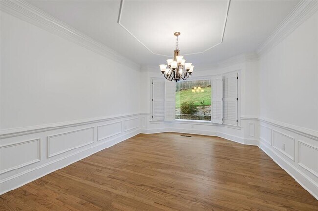 Building Photo - 1809 Shelburne Ridge