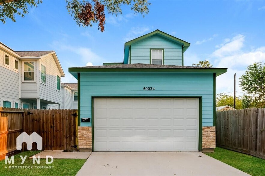 Primary Photo - 5003 Higgins St