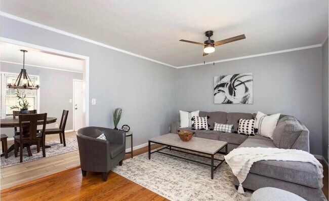 Building Photo - 947 Boswell Dr