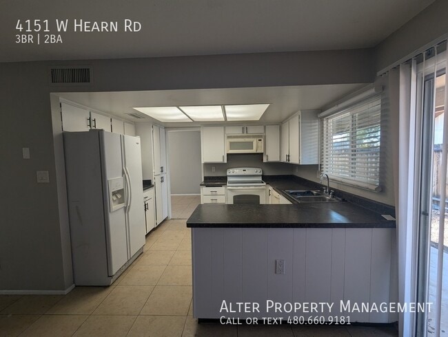 Building Photo - 4151 W Hearn Rd