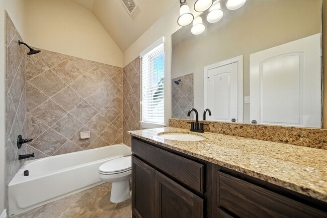 Building Photo - 27811 Bradford Ridge Dr